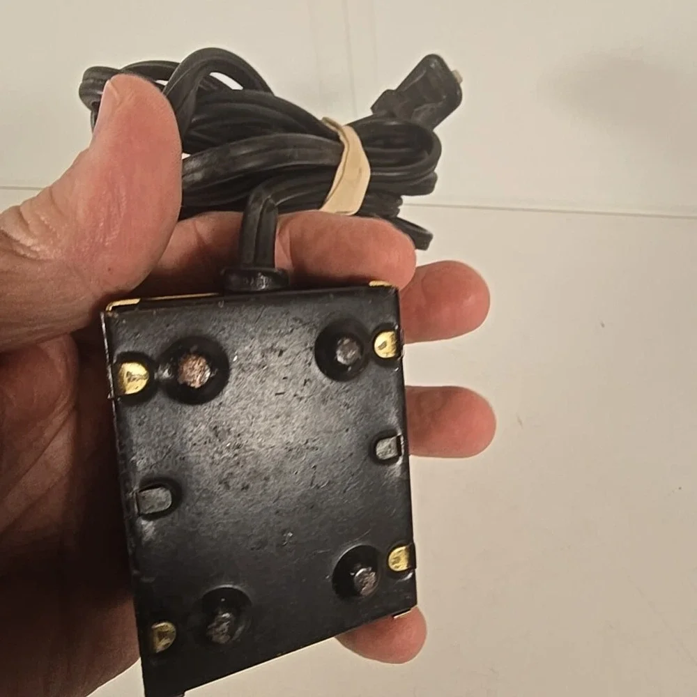 Tyco Pro Electric Racing System‎ Transformer Model 608B 18VDC 6VA Power Pack